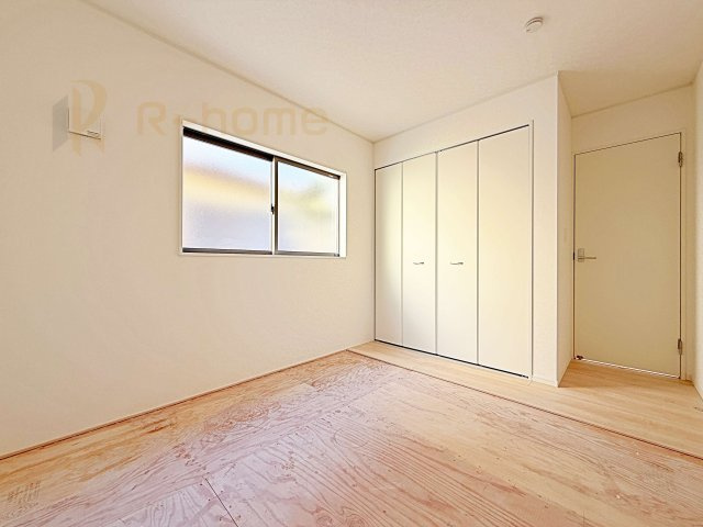 笠間市笠間第3　新築戸建て　2号棟のその他|1階に5.7帖のストレージルーム！ゲストルームとしても活用できます♪