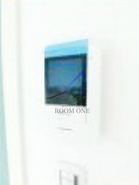 ヒルトップクラブハウス横浜山手のセキュリティ|モニター付きインターホンです。