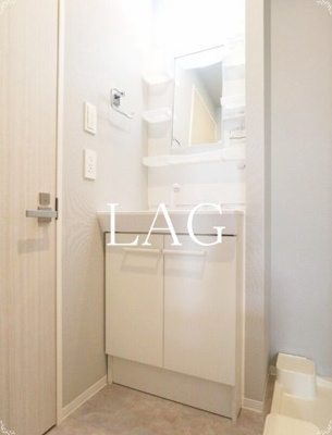 【洗面所】 | ラ・ブークル | 独立洗面台です。