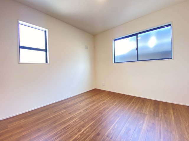 『八王子市新築戸建て』八王子市1549-3【仲介手数料無料】　１６期の洋室|～仲介手数料無料☆八王子ひなた不動産～　八王子市下恩方町　新築戸建て