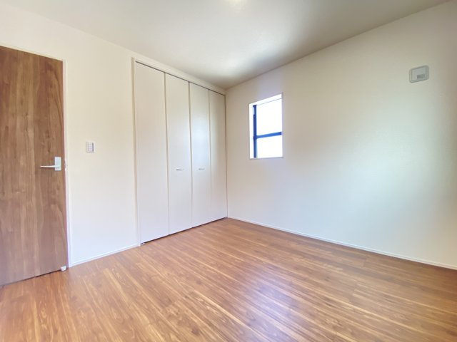 『八王子市新築戸建て』八王子市1549-3【仲介手数料無料】　１６期の洋室|～仲介手数料無料☆八王子ひなた不動産～　八王子市下恩方町　新築戸建て