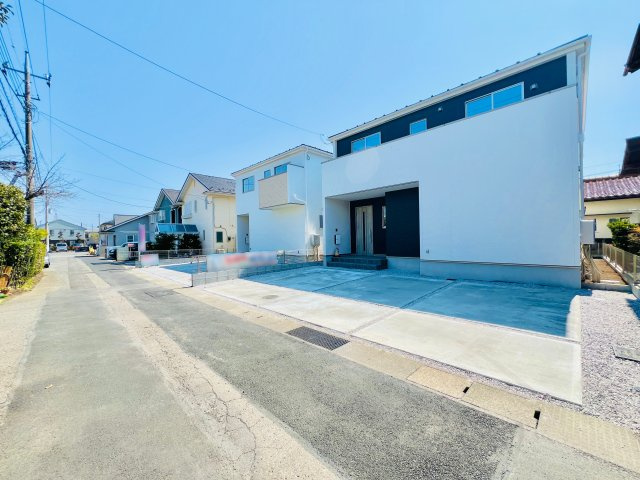 高崎市上小鳥町の前面道路含む現地写真|閑静な住宅地◎