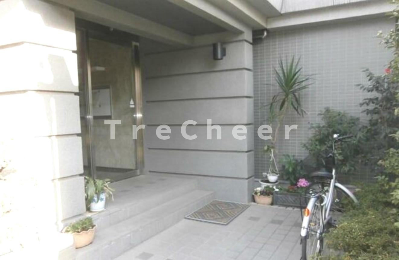 ガナドール福新のエントランス