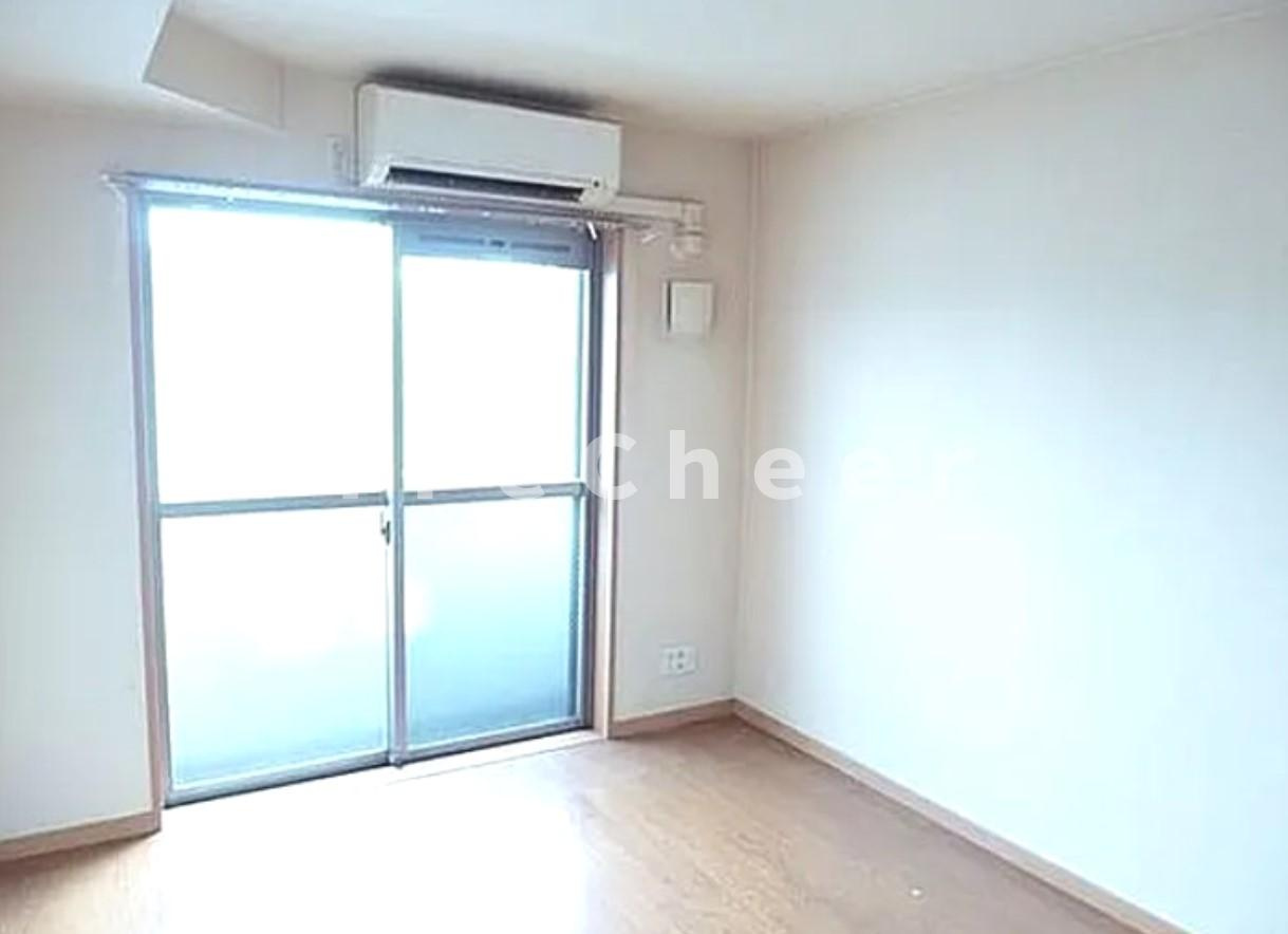 ガナドール福新の居間・リビング