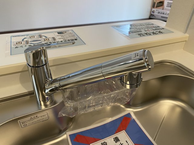 『八王子市新築戸建て』八王子市1549-3【仲介手数料無料】　１６期のキッチン|～仲介手数料無料☆八王子ひなた不動産～　八王子市下恩方町　新築戸建て