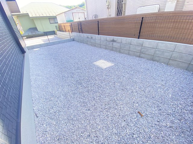 『八王子市新築戸建て』八王子市1549-3【仲介手数料無料】　１６期の外観|～仲介手数料無料☆八王子ひなた不動産～　八王子市下恩方町　新築戸建て