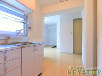 【居間・リビング】 | ＬＤＫ８帖（同仕様写真）