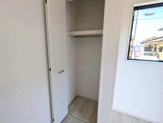 水戸市平須町　13期の収納|洋室にもしっかりとした収納があり、すっきりお部屋をお使いいただけます。