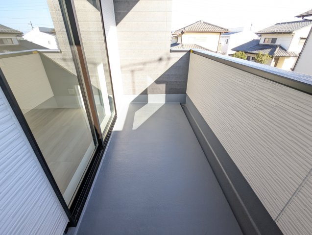 水戸市平須町　13期のバルコニー|南向きのバルコニーは日当たりも風通しも良好です♪