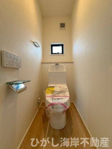 茅ヶ崎市柳島1丁目　新築戸建　全２棟のトイレ|洗浄機能付きお手洗い