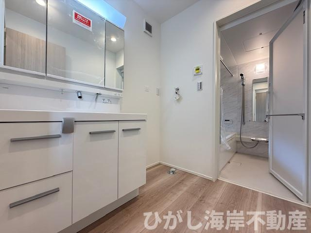 茅ヶ崎市柳島1丁目　新築戸建　全２棟の脱衣所|脱衣スペース