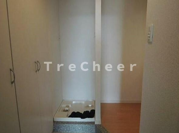 グランティアラ駒込の玄関