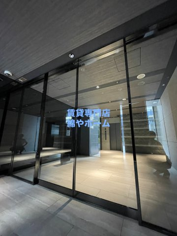 S-RESIDENCE難波大国町Unoのエントランス