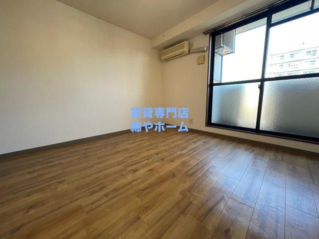 ドエル堀江南の居間・リビング|こちらの居間で趣味の時間をお楽しみください