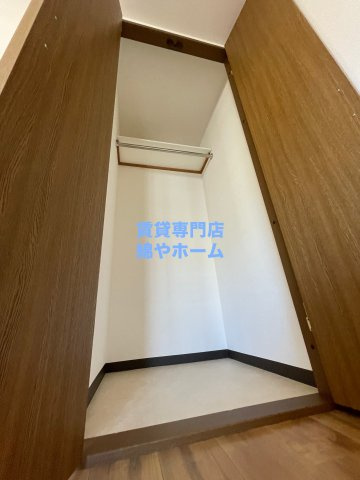 ドエル堀江南の収納|たっぷりとした収納スペースです