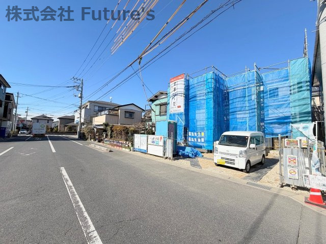 吉川市新栄2丁目　新築戸建　全1棟の前面道路含む現地写真|前面道路含む現地写真です。