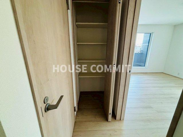 新築戸建　成田市郷部　2号棟の収納|2F廊下収納