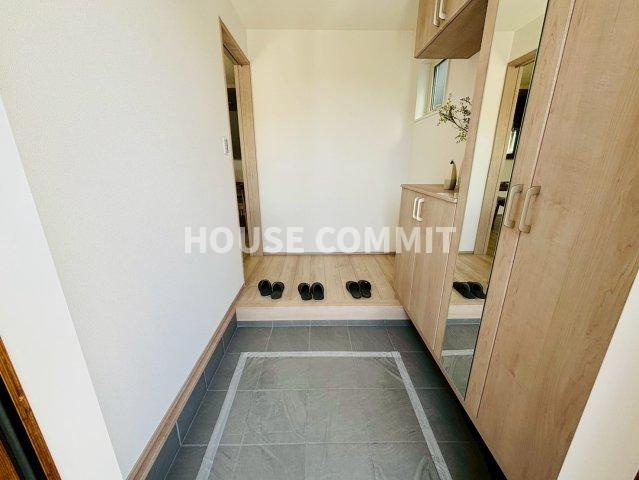 新築戸建　成田市郷部　2号棟の玄関