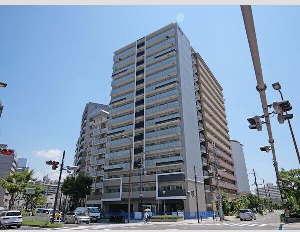 エスリード難波AGREAの外観