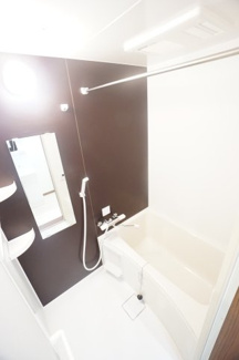 【浴室】 | AQUE23 | ※同物件・反転タイプの写真です。