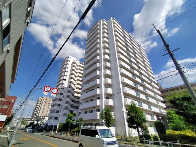 ファミール・パーク鶴見の外観