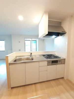 【キッチン】 | グラシーヌ　Ⅱ | コンパクトなキッチンで掃除もラクラク