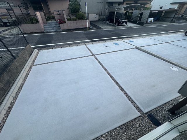 マイホームネクスト豊田美里　3号棟の駐車場