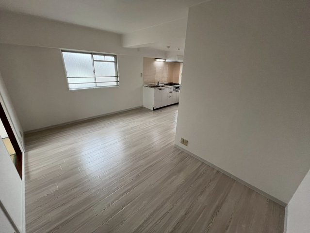 リアライズ御影の居間・リビング