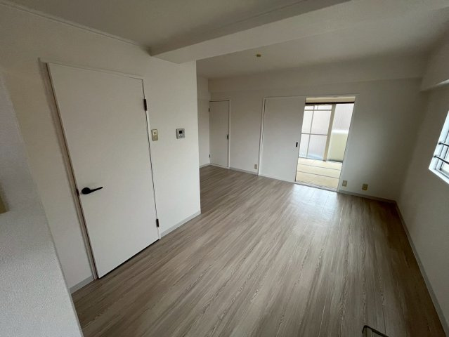 リアライズ御影の居間・リビング