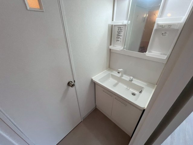 リアライズ御影の洗面所