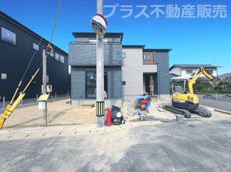 【外観】 | 現地写真。同じ物件を見るなら、プラス不動産販売にお任せ下さい。