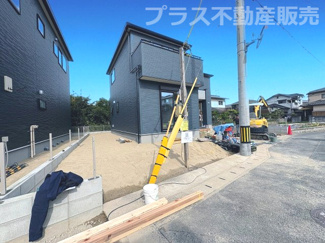 【外観】 | 現地写真。プラス不動産販売なら、現場の全ての棟をまとめてご見学頂けます。