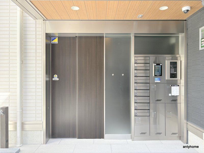 スペチアーレ平野西　仲介手数料無料のエントランス