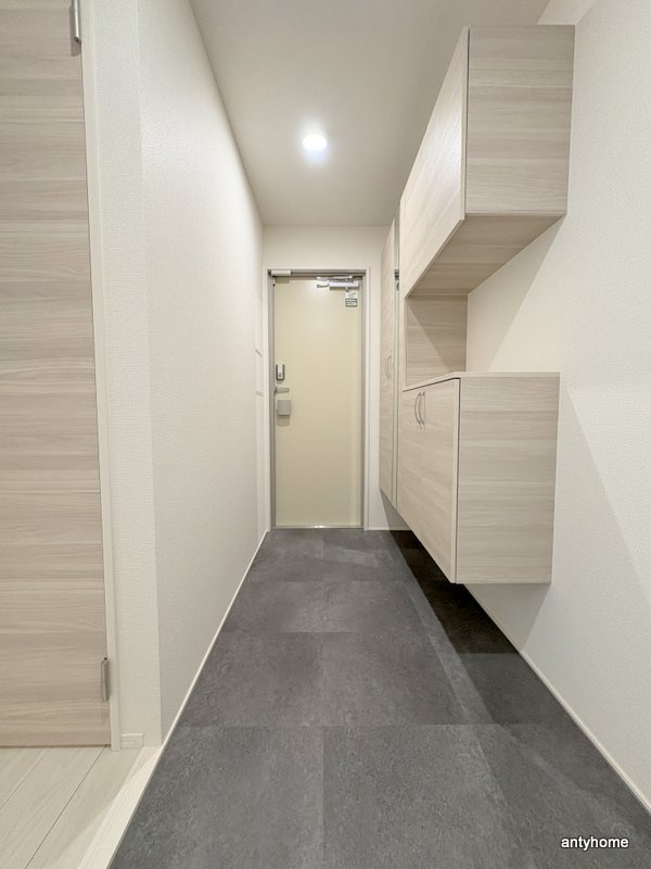 スペチアーレ平野西　仲介手数料無料の玄関