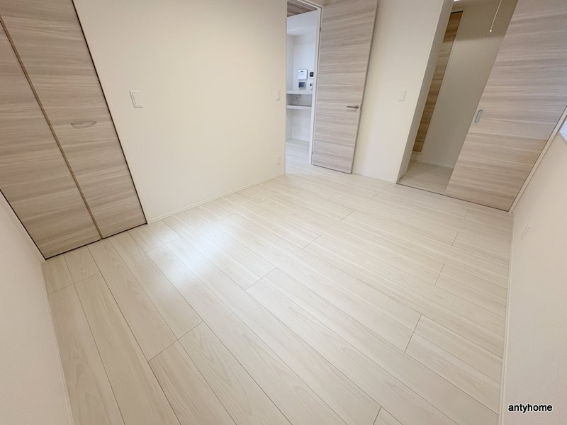 スペチアーレ平野西　仲介手数料無料の寝室