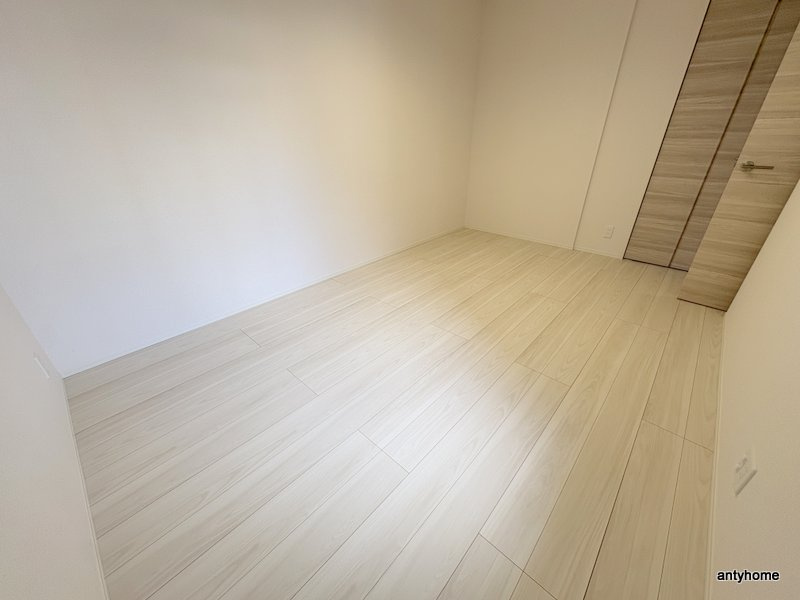 スペチアーレ平野西　仲介手数料無料の寝室