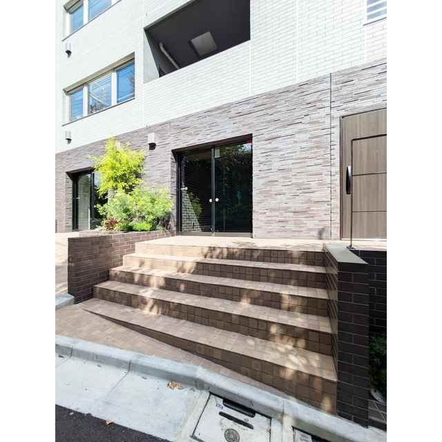 スタイリオ目黒大橋ＨＩＬＬＳＩＤＥのエントランス