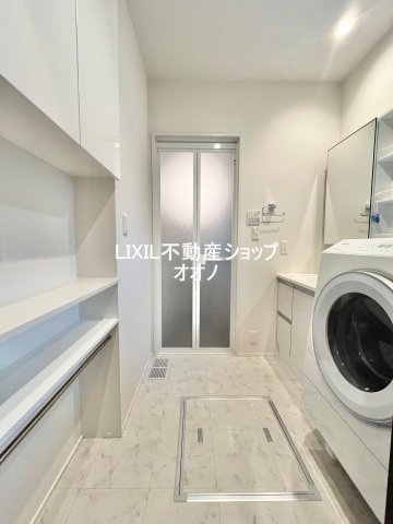 【洗面所】 | 羽生市大字中岩瀬　築浅一戸建