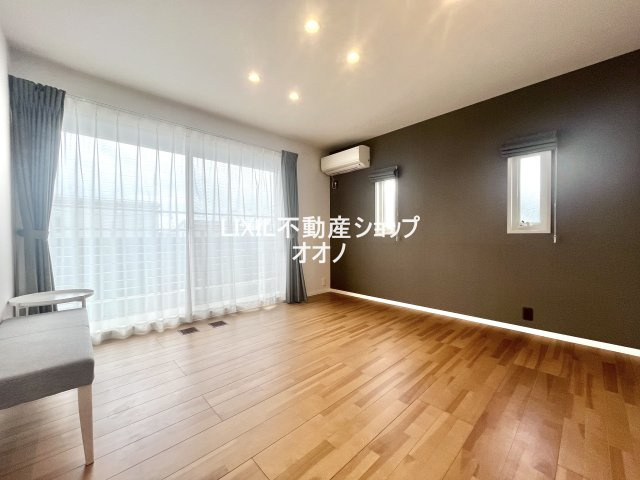 【洋室】 | 羽生市大字中岩瀬　築浅一戸建