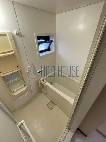 ピュアロータスの浴室