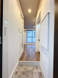 【玄関】 | マイキャッスル第二梶ヶ谷 | ※別部屋の写真です