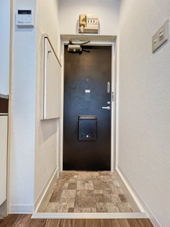 【玄関】 | マイキャッスル第二梶ヶ谷 | ※別部屋の写真です