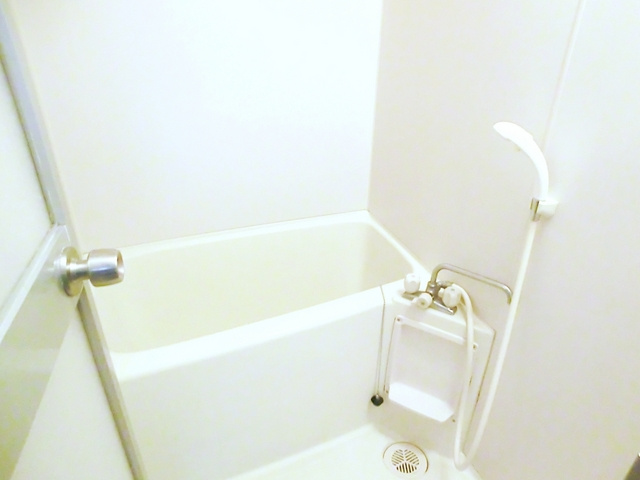 パレス内田６号館の浴室|きれいな浴室です