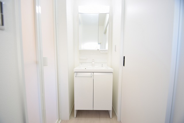 上駒沢 中古住宅の洗面所