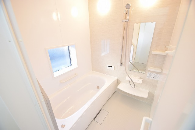 上駒沢 中古住宅の浴室