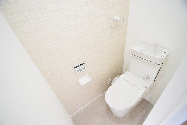 上駒沢 中古住宅のトイレ