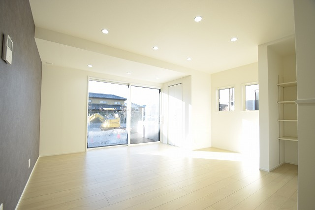 上駒沢 中古住宅の居間・リビング