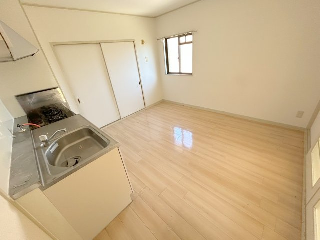 稲葉マンションのキッチン