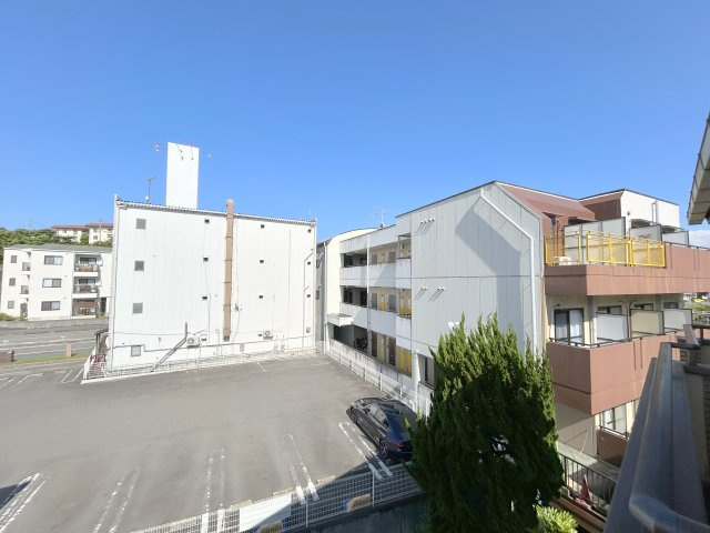 稲葉マンションの外観