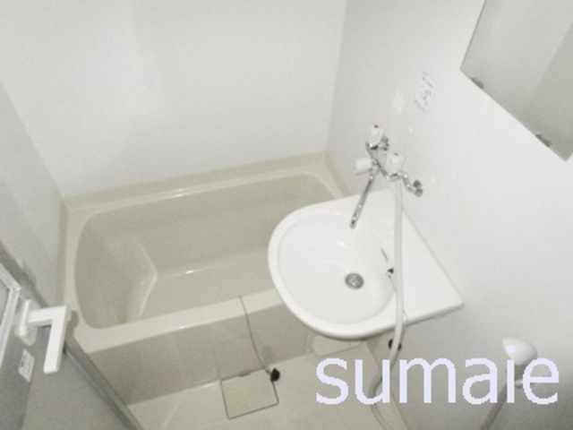 パレス内田7号館の浴室|バスルームです☆